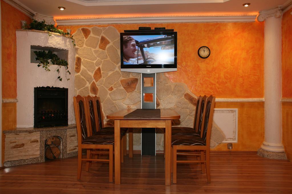 Apartamenty Podzamcze Wałbrzych Cameră foto